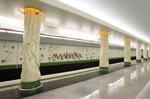 реклама на путевых стенах малиновка